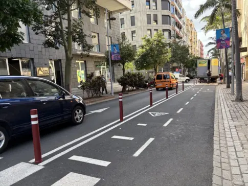 Comienza el desmantelamiento del carril bici en el centro de Santa Cruz de Tenerife