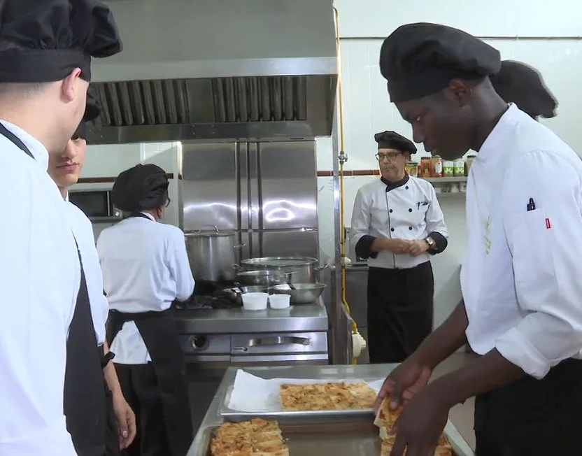 Los alumnos de Hostelería del Centro de Formación Profesional de San Sebastián de La Gomera crean su primer menú asequible para todos los bolsillos 