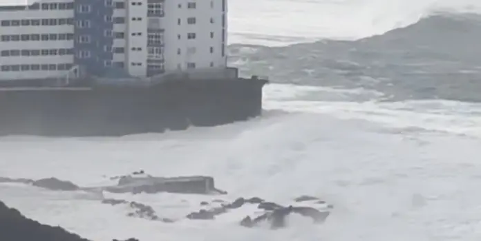 Mesa del Mar, Tacoronte, donde en las últimas horas el oleaje ha sido muy intenso