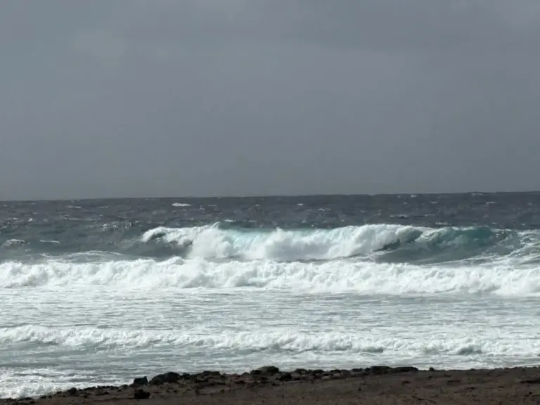 Empeora el estado del mar en Canarias