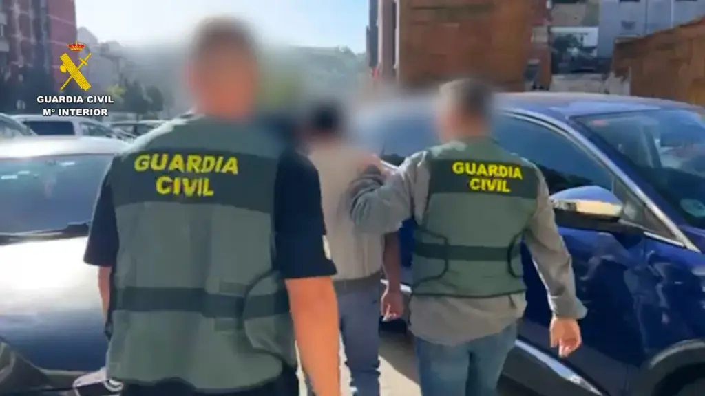 Liberan a un octogenario que estaba siendo explotado por una red criminal de estafas