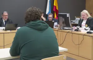 La Fiscalía solicita una pena de 12 años de prisión para un hombre por violar a su pareja menor