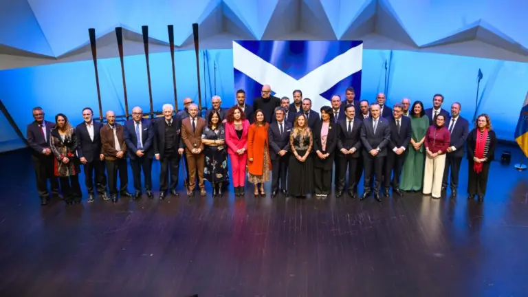 El primer Día de Tenerife culmina con una reivindicación a la unidad y la identidad