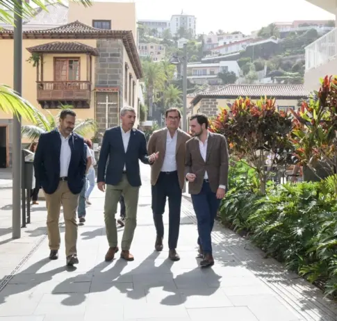 Canarias intensifica la lucha contra la venta ambulante ilegal para proteger al comercio de Puerto de la Cruz