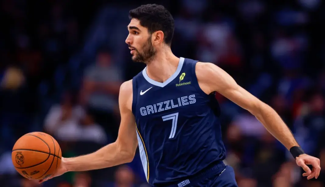 Santi Aldama vuelve y los Grizzlies ganan frente a los Kings