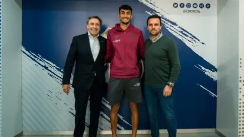 El CD Tenerife renueva a Alberto Ulloa hasta 2028