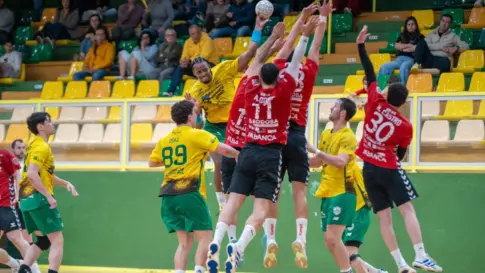 El Gáldar impone su solidez para superar al Reconquista en un duelo igualado