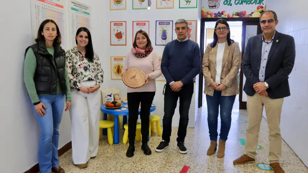 El Gobierno canario reconoce a los productores y centros educativos herreños por su participación en Ecocomedores
