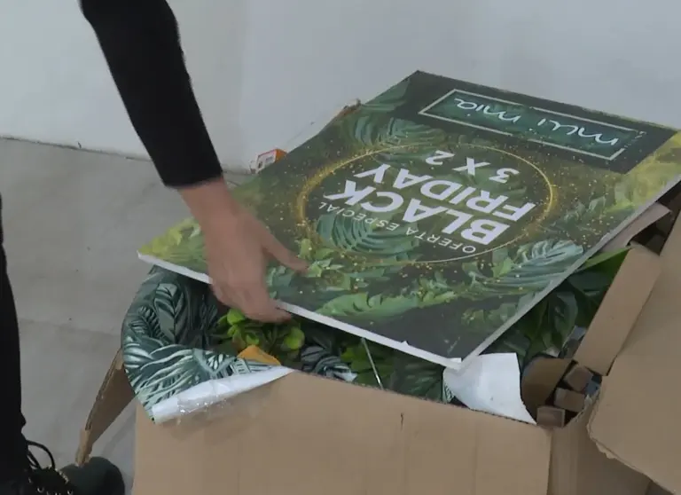 Los pequeños comercios echan el cierre en La Laguna ante la subida de costes y la competencia online