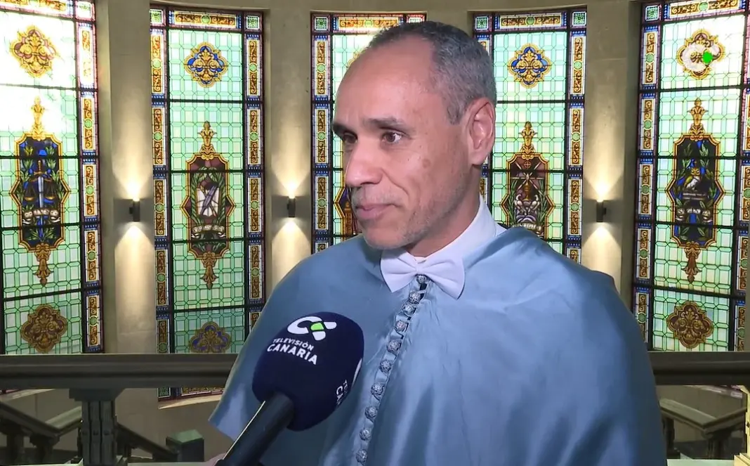 La Universidad de Laguna investe a 65 nuevos doctores