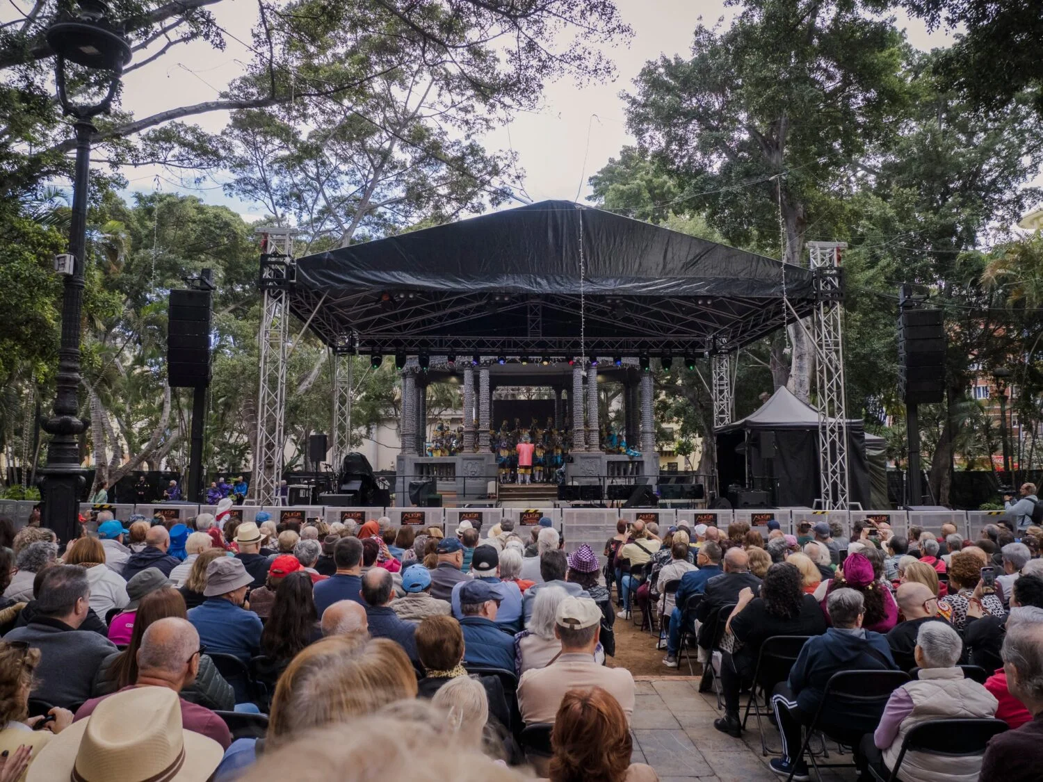 El Carnaval de Día toma las calles de Santa Cruz de Tenerife