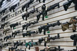 La Guardia Civil intensifica el control de armas y explosivos en la provincia de Las Palmas