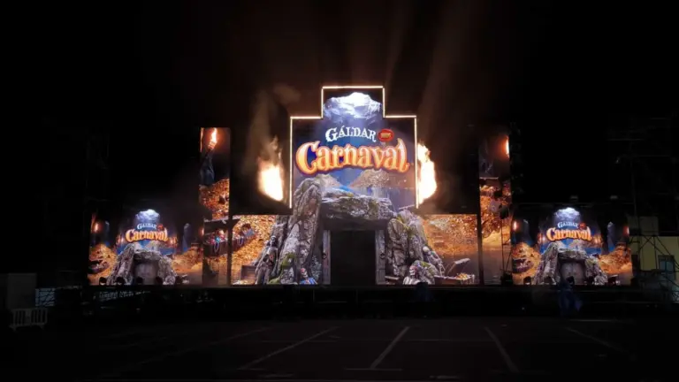 El escenario del Carnaval de Gáldar listo para el abordaje pirata