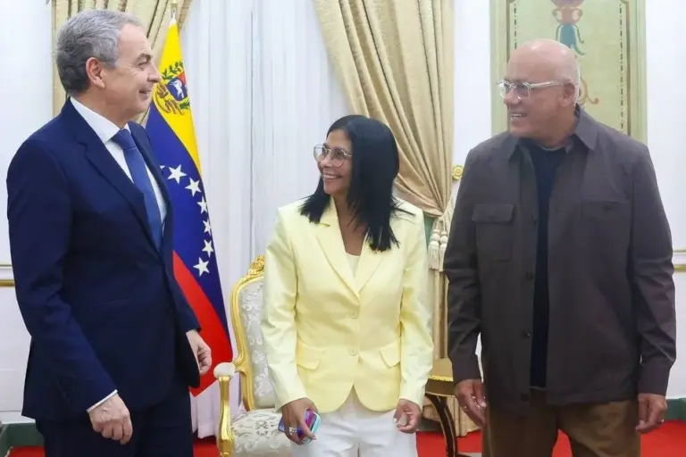 Delcy Rodríguez reafirma su compromiso con la estabilidad, tras su encuentro con Zapatero en Caracas