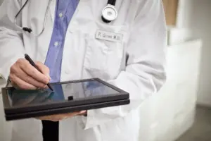 Canarias lidera el aumento de bajas laborales desde 2017 con una subida del 71,4%