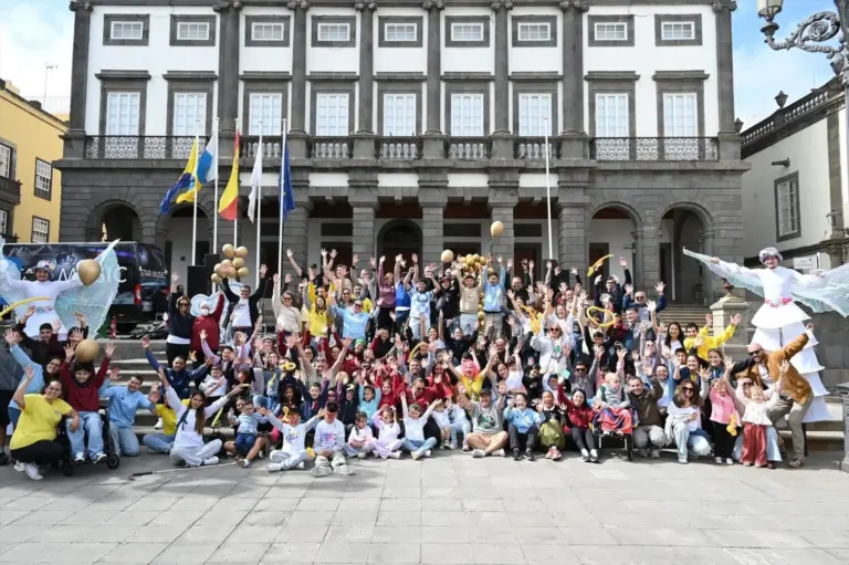 Pequeño Valiente urge a reforzar los paliativos pediátricos a domicilio con más personal