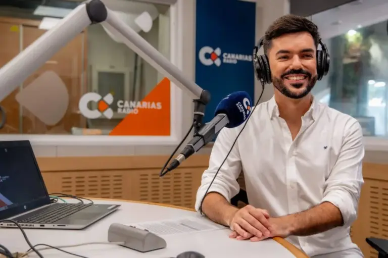 Cita con las murgas ganadoras y los personajes de los Carnavales 2026 en La Radio Canaria