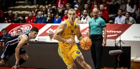 70-94| El Dreamland Gran Canaria gana a Trieste y sigue líder del Grupo L