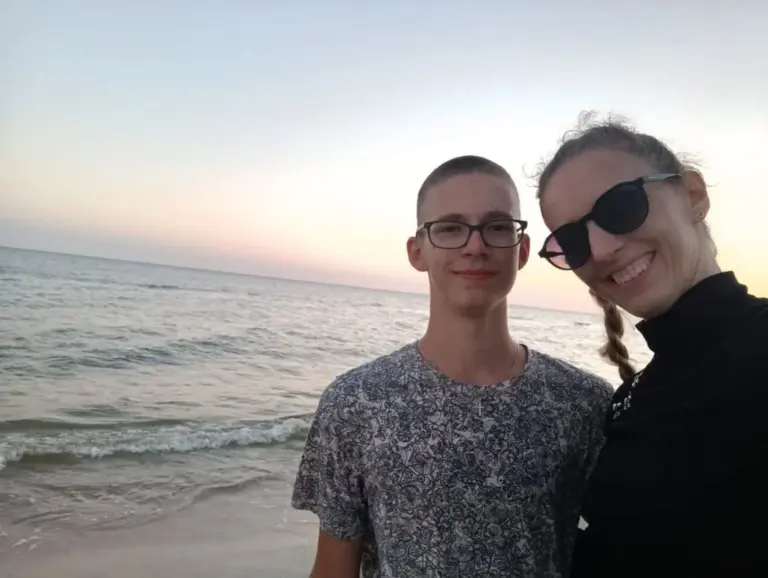 La familia de Arek busca a los ‘héroes anónimos’ que intentaron salvarlo en el Charco del Viento