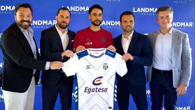 Iván Chapela: «Me va a venir muy bien jugar en el Tenerife, sé lo que puedo dar»