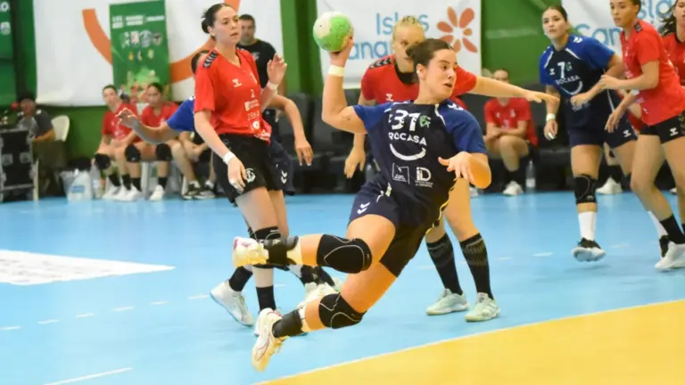 El Rocasa Gran Canaria viaja a Pontevedra en busca de una victoria ante el BM Porriño