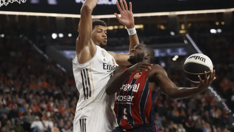 89-100 | El Baskonia gana ante el Real Madrid su séptima Copa del Rey 17 años después