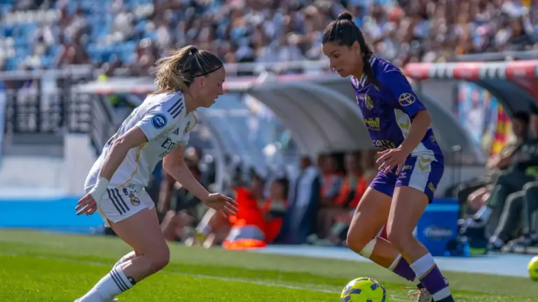 2-0 | El Costa Adeje Tenerife compite con diez pero cae ante el Real Madrid
