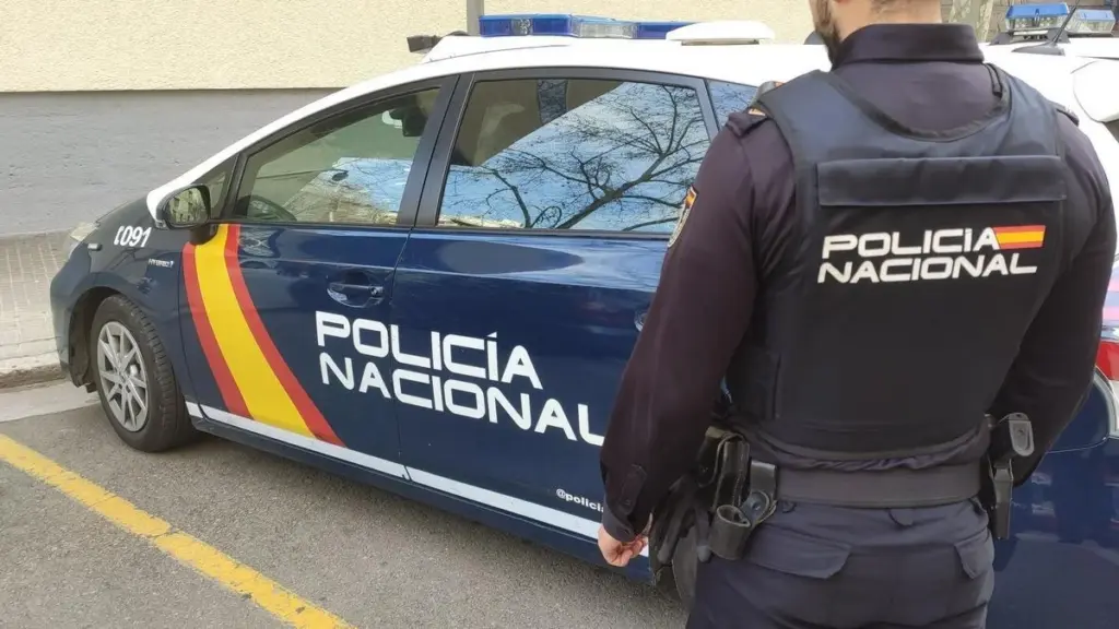 Investigan un robo violento tras el abandono de un coche en la GC-1