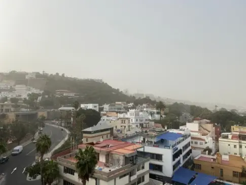 Canarias continúa en prealerta por calima este domingo