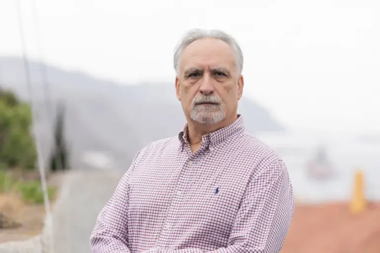 Juan Ignacio Capafons: «La prohibición del uso de redes en menores, sin medidas educativas no soluciona nada»