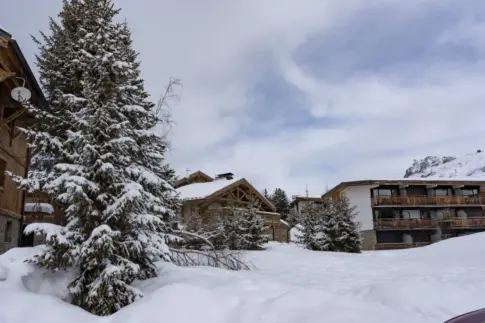 Al menos tres muertos, dos británicos y un francés, en una avalancha en los Alpes franceses
