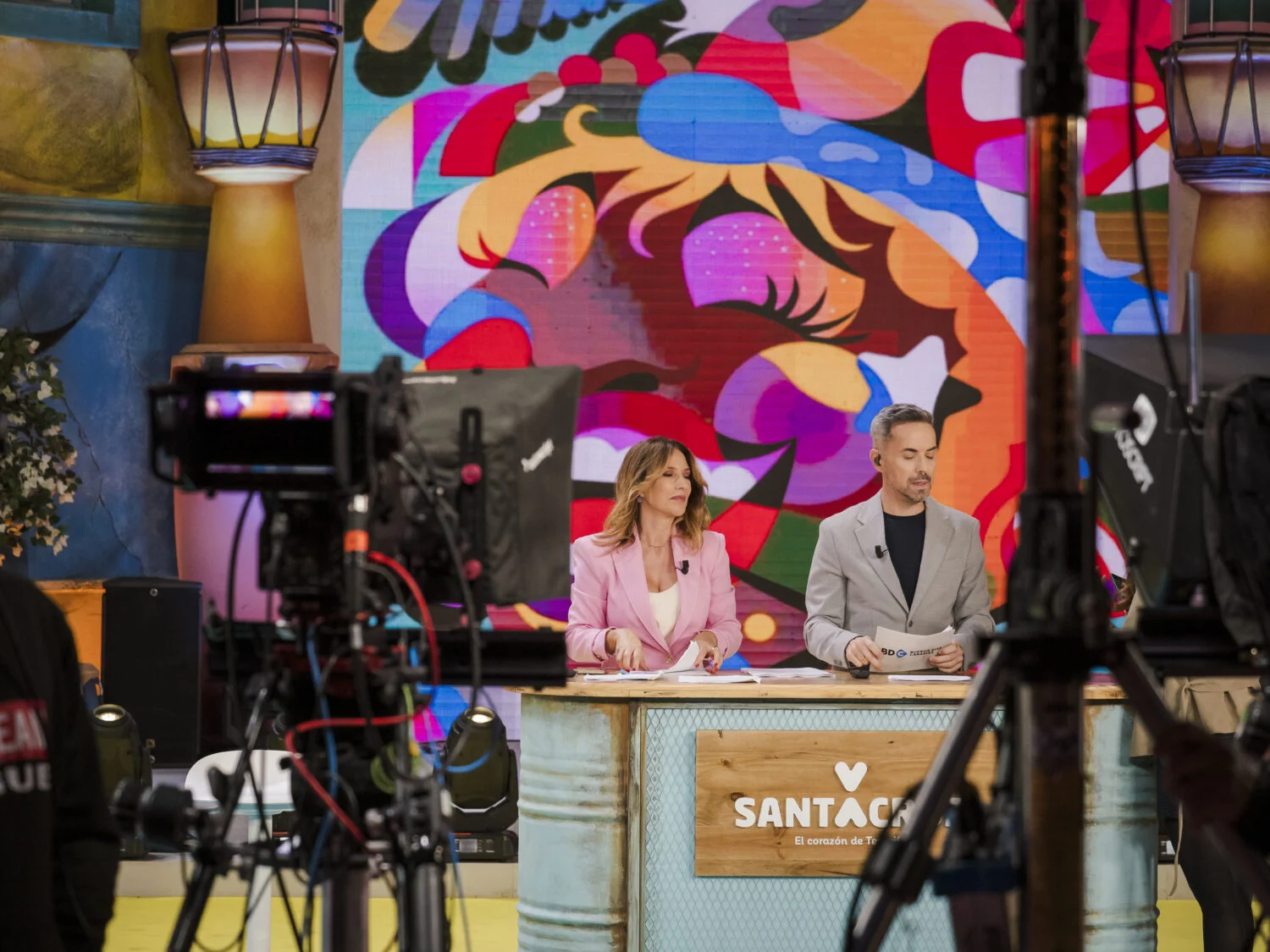 Pilar Rumeu e Isaac Tacoronte, presentadores de 'Buenos días, Canarias'. Imagen Álvaro Armas