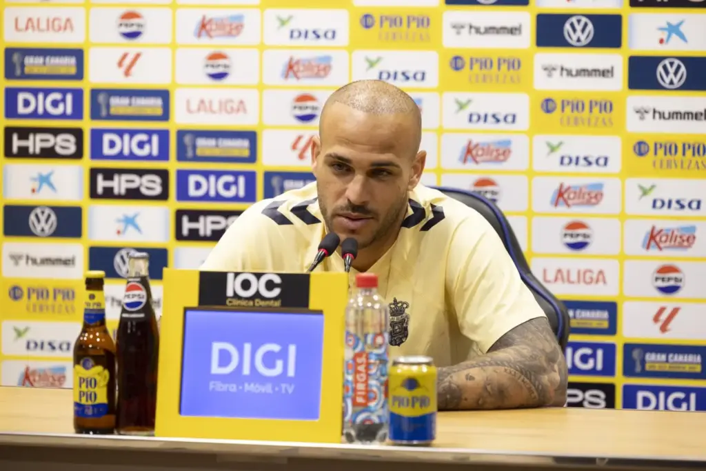 Sandro Ramírez: "Cuando las cosas se complican, es cuando mejor compito"