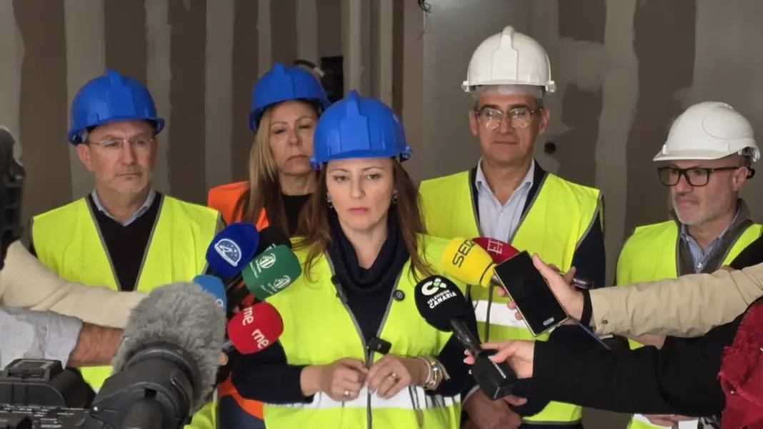 Barreto recordó que la Consejería que dirige ha invertido 56,5 millones de euros a vivienda protegida en La Palma