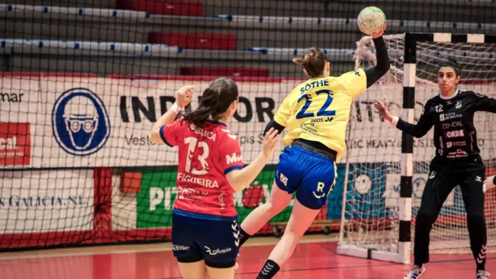 El Rocasa Gran Canaria se reafirma en el liderato de la Liga Guerreras Iberdrola ante el BM Porriño