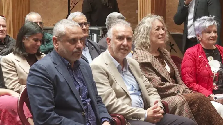 Torres garantiza el escudo social ante la crisis de Oriente Próximo