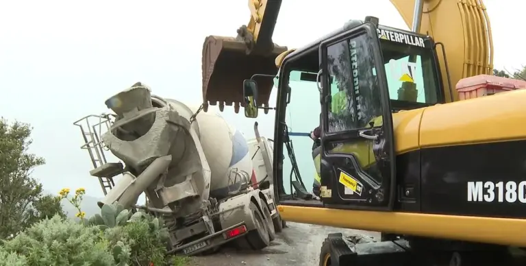 La lluvia provoca graves incidentes en las carreteras de La Laguna