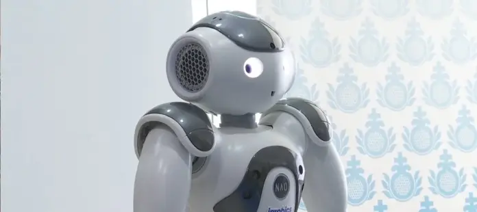 El robot Juani revoluciona las terapias infantiles en Ingenio