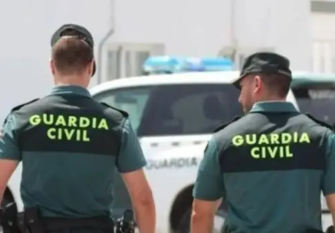 Investigan a dos hombres por un violento robo en un restaurante de Arucas