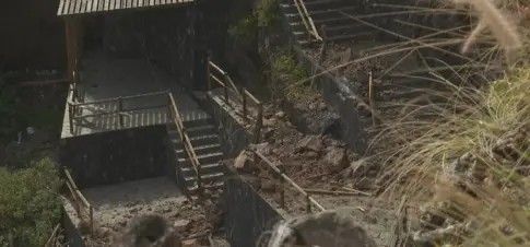 Cerrada la playa de Puerto Trigo por desprendimientos tras la borrasca