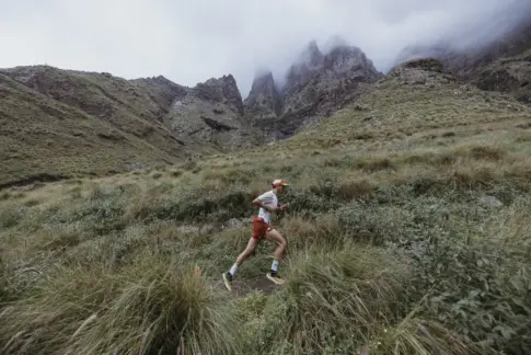 Madlen Kappeler y Henri Aymonod conquistan el Kilómetro Vertical El Gigante de la Transgrancanaria