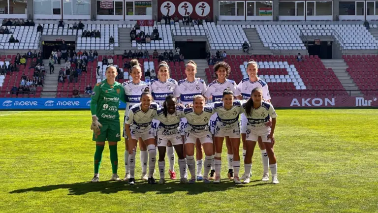 0-1 | El Costa Adeje Tenerife triunfa en Las Gaunas ante el DUX Logroño