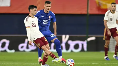 3-0 | España golea a Serbia y avanza con paso firme hacia el Mundial