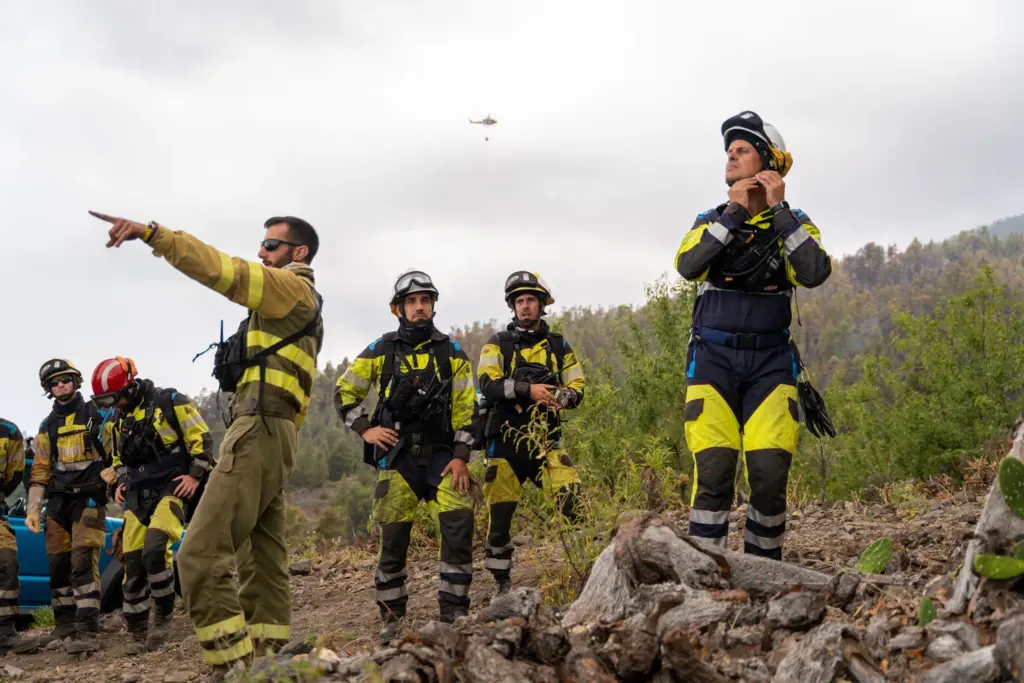 Los EIRIF incorporan tres robots multifunción para la prevención de incendios