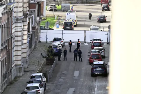 Investigan una explosión ante una sinagoga en Lieja, que las autoridades condenan como ataque antisemita