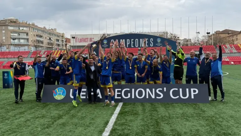 1-0 | La Federación Canaria de Fútbol gana por la mínima a la Federación Navarra de Fútbol y se convierte en campeón de la Copa de las Regiones de UEFA