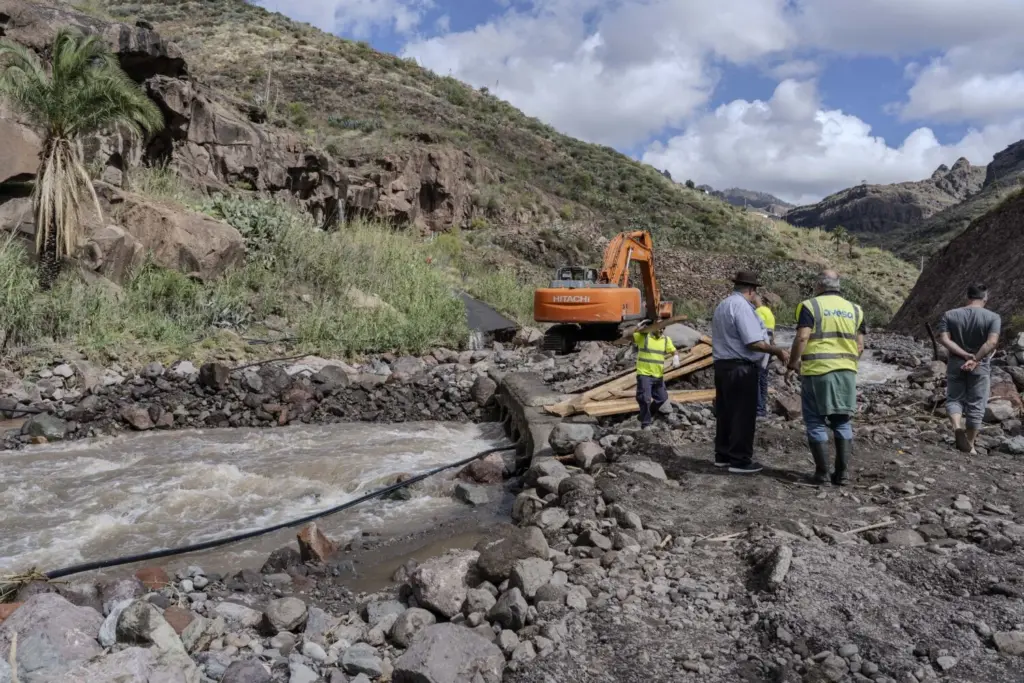 Barranco de Arguineguín, trabajos tras la borrasca Therese. Imagen Ayuntamiento de Mogán