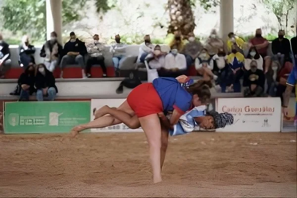 ‘Terrero y Gloria’ emite en directo la 9ª Luchada Institucional del Día de las Mujeres desde Los Llanos de Aridane
