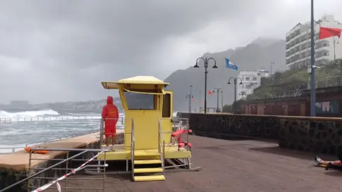 El mal estado del mar y las lluvias marcarán las próximas horas en Canarias