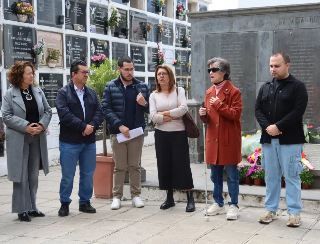 Arucas rinde homenaje a las víctimas de las desapariciones forzosas